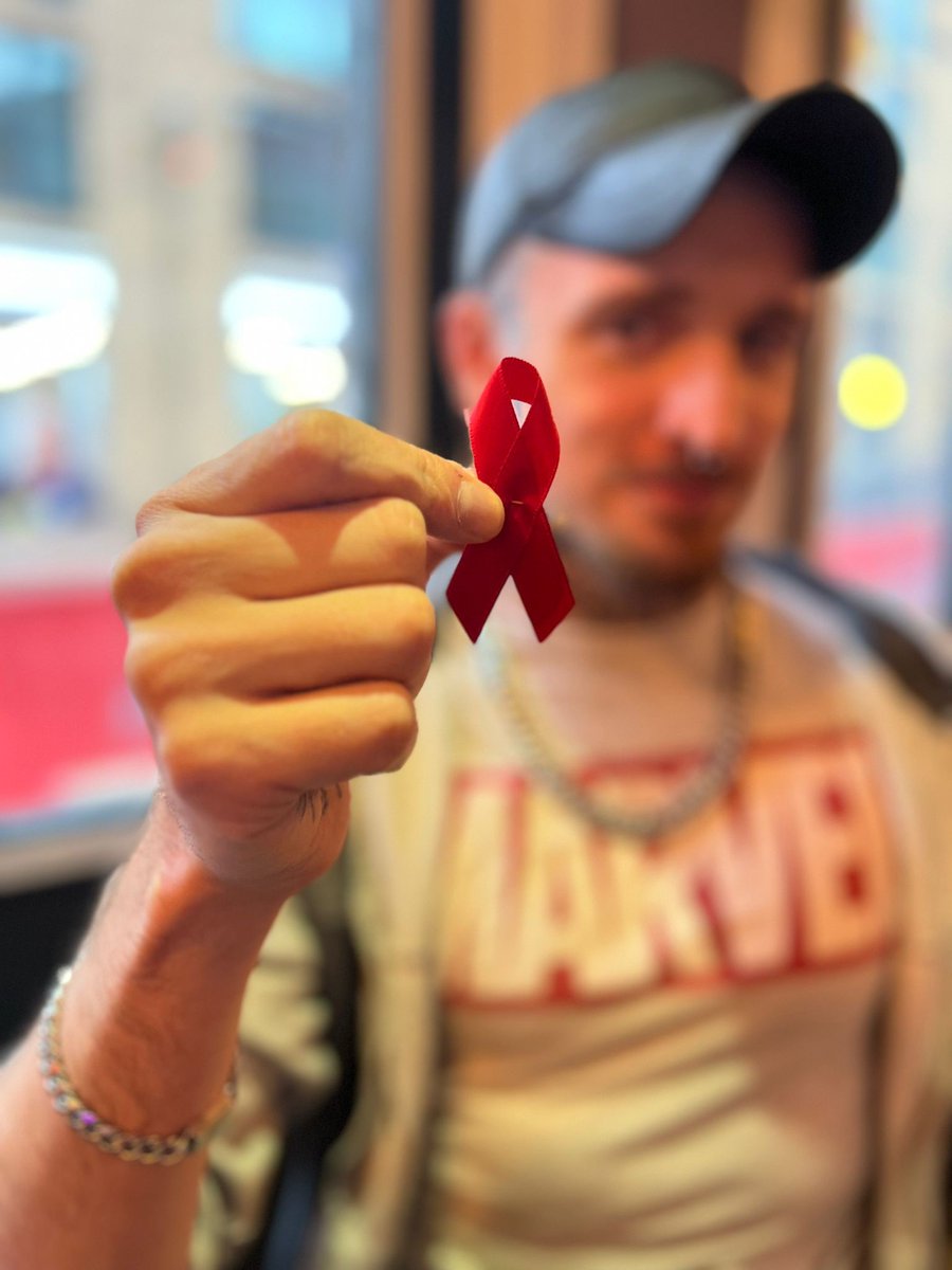 birminghamlgbt's tweet photo. Amazing to see the HIV/AIDS memorial unveiled, commemorating those we've lost.
New preventative treatments such as #PrEP, regular testing and condom use mean that HIV/AIDS is no longer a death sentence.
#WorldAIDSDay #TestWithPride #KnowYourStatus @UmbrellaHealth @BAHMemorial https://t.co/QgraXg1gEf