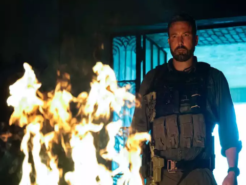 BiIndia's tweet photo. #BenAffleck says it's an '#impossiblejob' to make great movies with #Netflix's 'assembly-line process'
https://t.co/qrqloznvTD https://t.co/8S9hjxpcHd