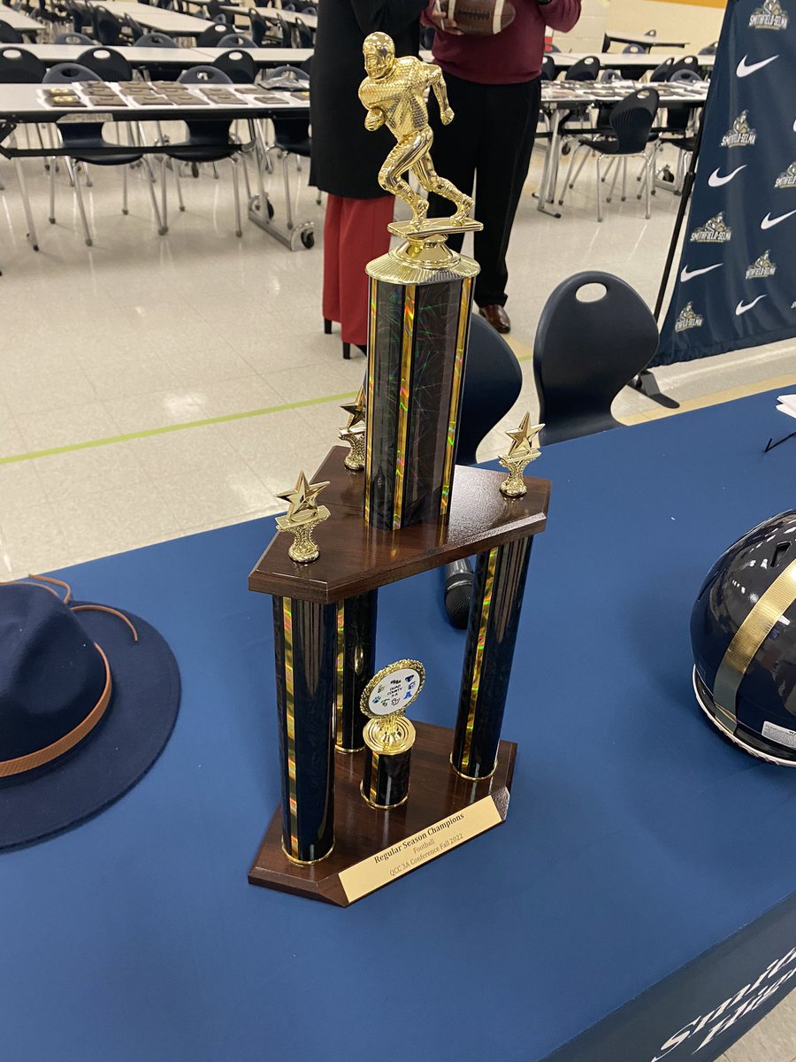 SSS_FOOTBALL_'s tweet photo. GUESS WHO’S HOME 😍 https://t.co/CZHjhY2xNZ