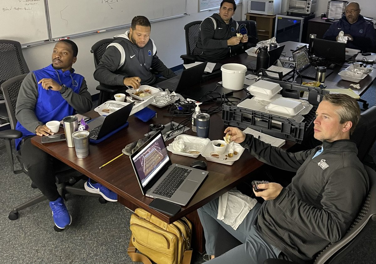 We’d like to thank Native Cafe for providing our staff with breakfast as they prepare for the Super Region 2 Championship! Make sure to visit Native cafe this Saturday before the big game! #GoArgos | #Arete