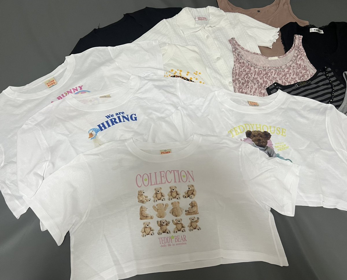 2you_store's tweet photo. #ส่งต่อเสื้อผ้า
(Lot5.) 95% ยังไม่เคยใส่ ✨
-เริ่มต้น35฿ มีแจกคนf เยอะ
📮ส่ง49 (ปัก,แชร์,รี -9 ฿ เหมาๆ40 )📦
📍ปักรอเดี๋ยวมาเฟบเรียกน้าาา💗
#เสื้อผ้าราคาถูก #ส่งต่อเสื้อผ้ามือ2 
#ส่งต่อเสื้อผ้ามือสอง #โล๊ะตู้ #ส่งต่อเสื้อผ้ามือสองสภาพดี #เสื้อผ้ามือสอง #เสื้อผ้ามือ2 https://t.co/v9vLdS2RSp