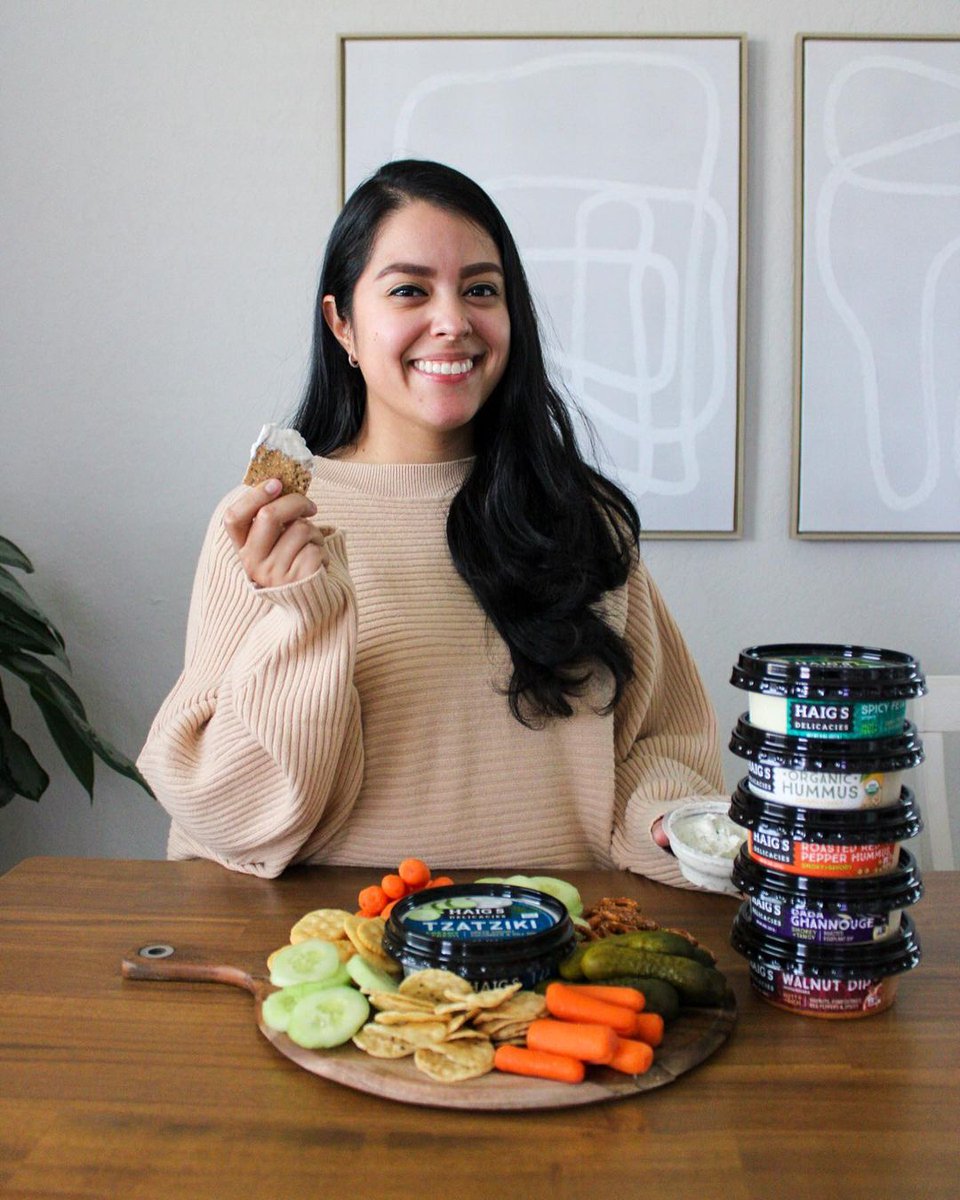 HaigsDelicacies's tweet photo. Always a smile when dipping with Haig's. #regram @chynnajo

> https://t.co/v7t2FwXAhK < https://t.co/CrEfEVLajQ