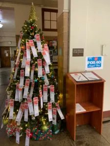 Return new &amp; UNWRAPPED gifts to the Sierra 2 Office BEFORE Wednesday, December 14th at 4PM! 
buff.ly/3hSz9r8