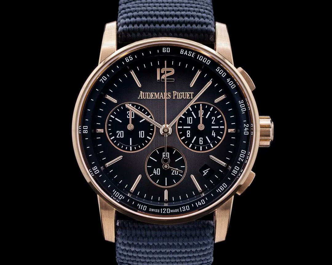 EuropeanWatchCo's tweet photo. Audemars Piguet Code 11:59 Chronograph 18k Rose Gold / Ceramic Smoked Grey Dial. https://t.co/OqenggRGnY
#AudemarsPiguet
#AutomaticChronograph
#Horology
#AudemarsPiguet26393NROOA002KB01 https://t.co/Tpy1dxebrX