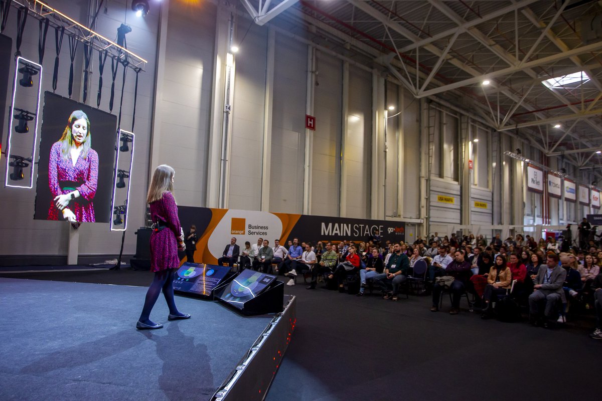 JoanaPaisAfonso's tweet photo. Hello December! I can't believe November is already gone. 1 month ago I was in #Bucharest on the main stage of @gotech_world talking about #EmployerBranding #Culture & #TalentExperience. I'm grateful for all the good moments!
#DeloittePortugal #Deloitte @deloitte #TalentBrand https://t.co/A9KPJLc6ma