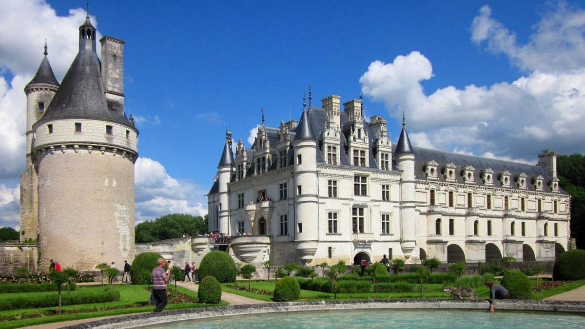 Food and Travel MX (@foodandtravelmx) on Twitter photo ¿Conoces el <a href="/LoireValleyPR/">Loire Valley Tourism / CRT Centre-Val de Loire</a>? Hoy alrededor de las 10:30 horas en 90.5 FM, <a href="/cecinunez/">cecilia núñez</a> y <a href="/beltrandelrio/">Pascal</a> platicarán sobre esta región conocida como el Jardín de Francia. #ConAmex ¡Sintonízalos! bit.ly/3wD7wWK
<a href="/AmexExpressMx/">American Express México</a>
<a href="/Aeromexico/">Aeroméxico</a>
<a href="/ExploreFranceES/">Explore France</a>
<a href="/melaniebelin/">Mélanie Belin</a> ¿Conoces el <a href="/LoireValleyPR/">Loire Valley Tourism / CRT Centre-Val de Loire</a>? Hoy alrededor de las 10:30 horas en 90.5 FM, <a href="/cecinunez/">cecilia núñez</a> y <a href="/beltrandelrio/">Pascal</a> platicarán sobre esta región conocida como el Jardín de Francia. #ConAmex ¡Sintonízalos! bit.ly/3wD7wWK
<a href="/AmexExpressMx/">American Express México</a>
<a href="/Aeromexico/">Aeroméxico</a>
<a href="/ExploreFranceES/">Explore France</a>
<a href="/melaniebelin/">Mélanie Belin</a>