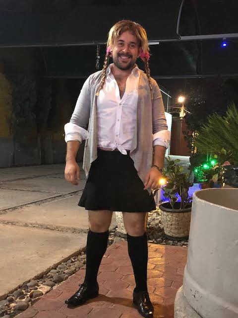 LuisValLe_A's tweet photo. -Nada más no te vayas a ir muy mamón al trabajo solo por ser cumpleaños de Britney Spears eh!
    
Yo: Oops!...I Did It Again https://t.co/cjdBmmCAYT