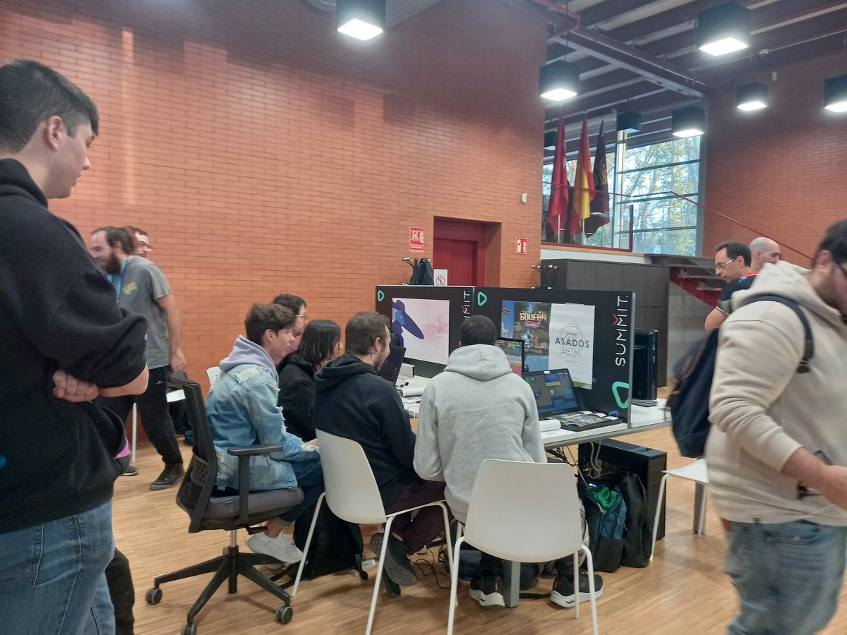 JuegosAsados's tweet photo. Estamos por aquí hoy también!!!
@GGameFestival https://t.co/XD143CjY5H