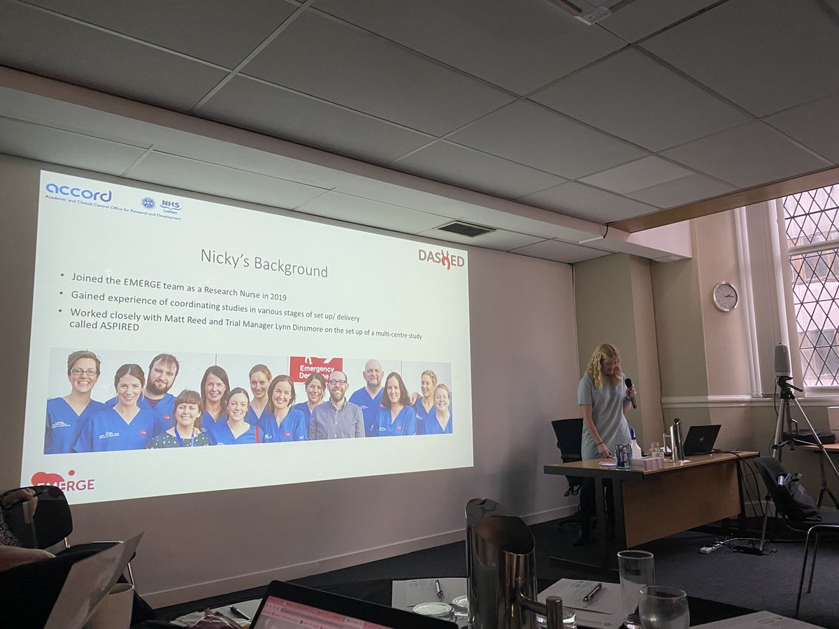 SaveALifeScot's tweet photo. Congrats to all the afternoon speakers at @emerge_research! 
#research to #improvepatientcare 🙌 https://t.co/zweZwxQ95H