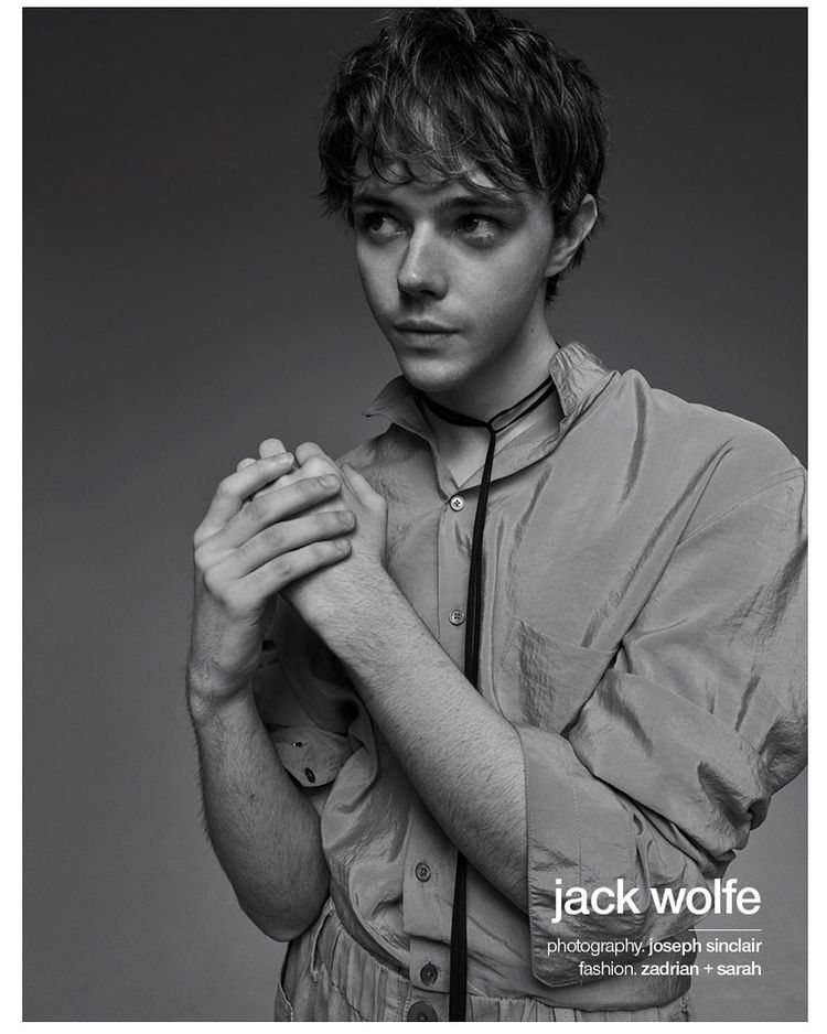 Magic, music and Jack Wolfe 🎼 @JackTWolfe discusses his role in #TheMagicFlute and other upcoming projects with @SchonMagazine. Read more. 👉 bit.ly/3UoZ5Zi