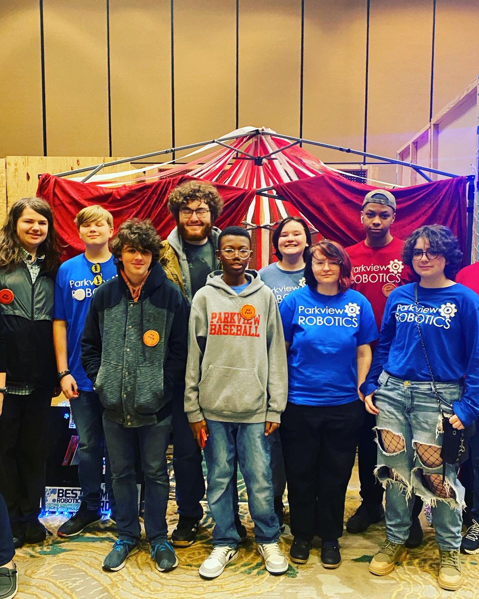 Our Robotics Team is in Dallas Today preparing for their BEST Robotics Competition! The group is ready and we are so proud of our patriots ❤️🤍💙