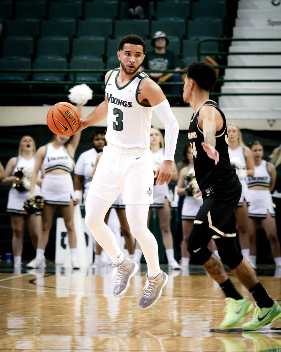 csu_basketball's tweet photo. Stacking dubs‼️

Photos from last night’s conference opening win ⬇️

#GoVikes https://t.co/zMPmz6CLvs