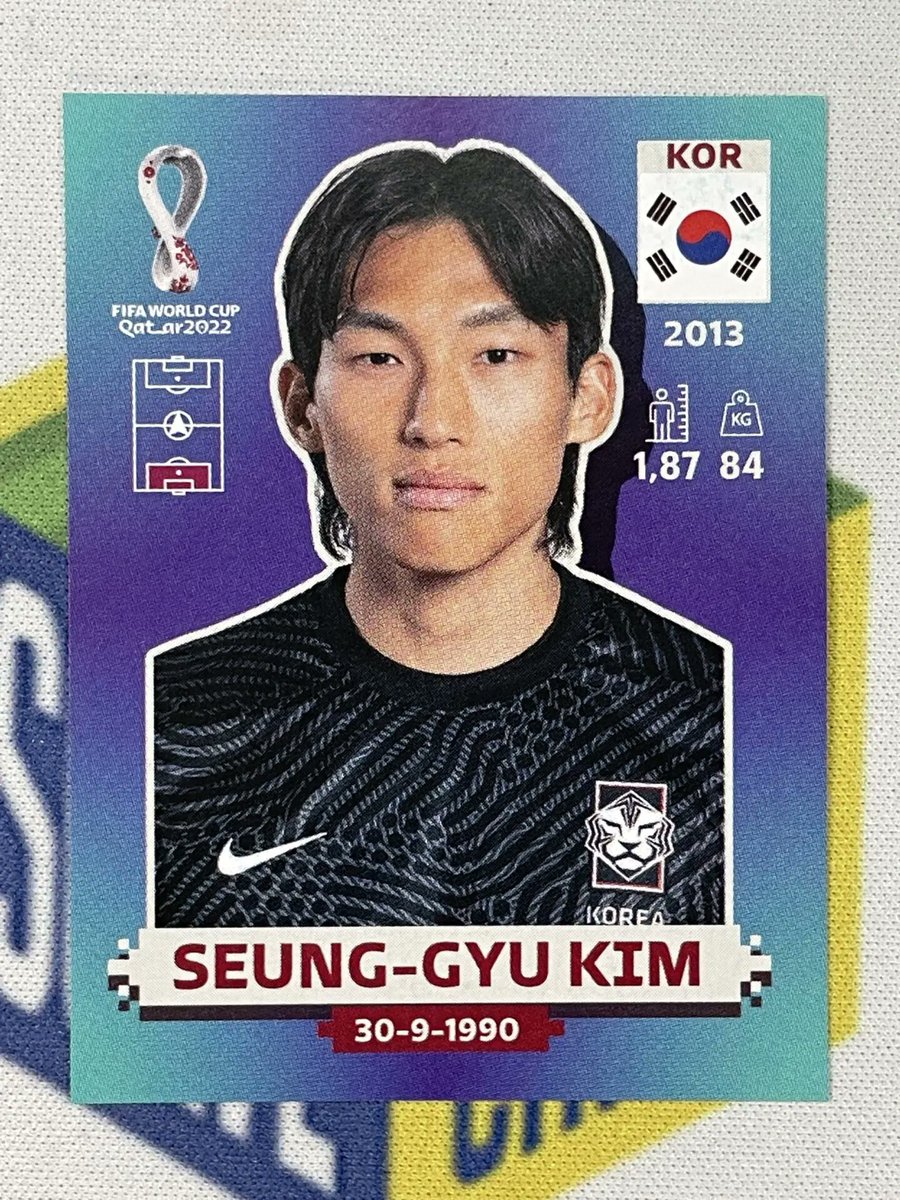 rppimenta10's tweet photo. Que não existam dúvidas da influência do Paulo Bento na seleção Coreana.

@theKFA @FIFAWorldCup #KORPOR https://t.co/8t2SObsI2k