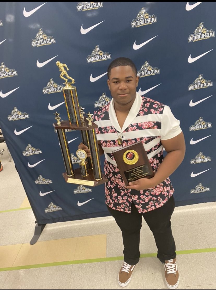 The Spartan Football Banquet was a grand-slam night ! The Spartans finished the season (9-2) and are Conference Champions!