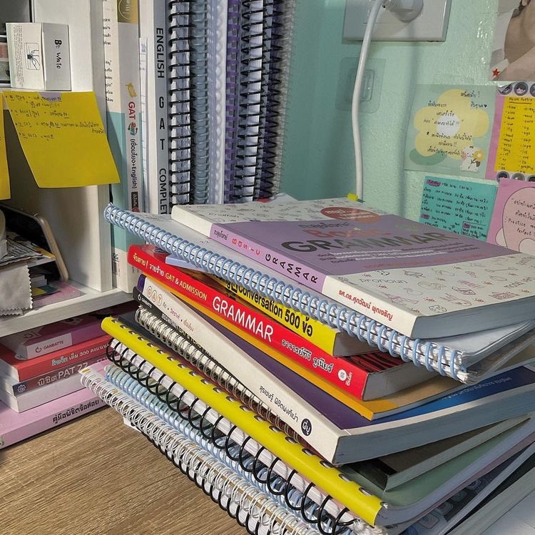 biemyaz's tweet photo. ⌕ : #studytwt | #collegetwt

Olá, eu me chamo Bia. Sou nova por aqui, espero fazer amizade :)

• ela/dela, 2003, infj
• Direito - 2/10
• objetivo: parar de procrastinar e tentar ter um pouco mais de disciplina!

♡ : filmes, música, doramas, livros, kpop…

↺/♡ = mutuals! https://t.co/iqJTaFPjEh