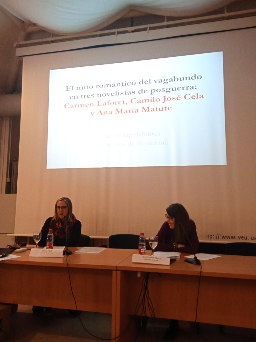 AsociacionBETA's tweet photo. Comienza la conferencia plenaria de nuestra nueva socia de honor Blanca Ripoll 💜 #beta22 #beta2022 https://t.co/zniUiTiuXt