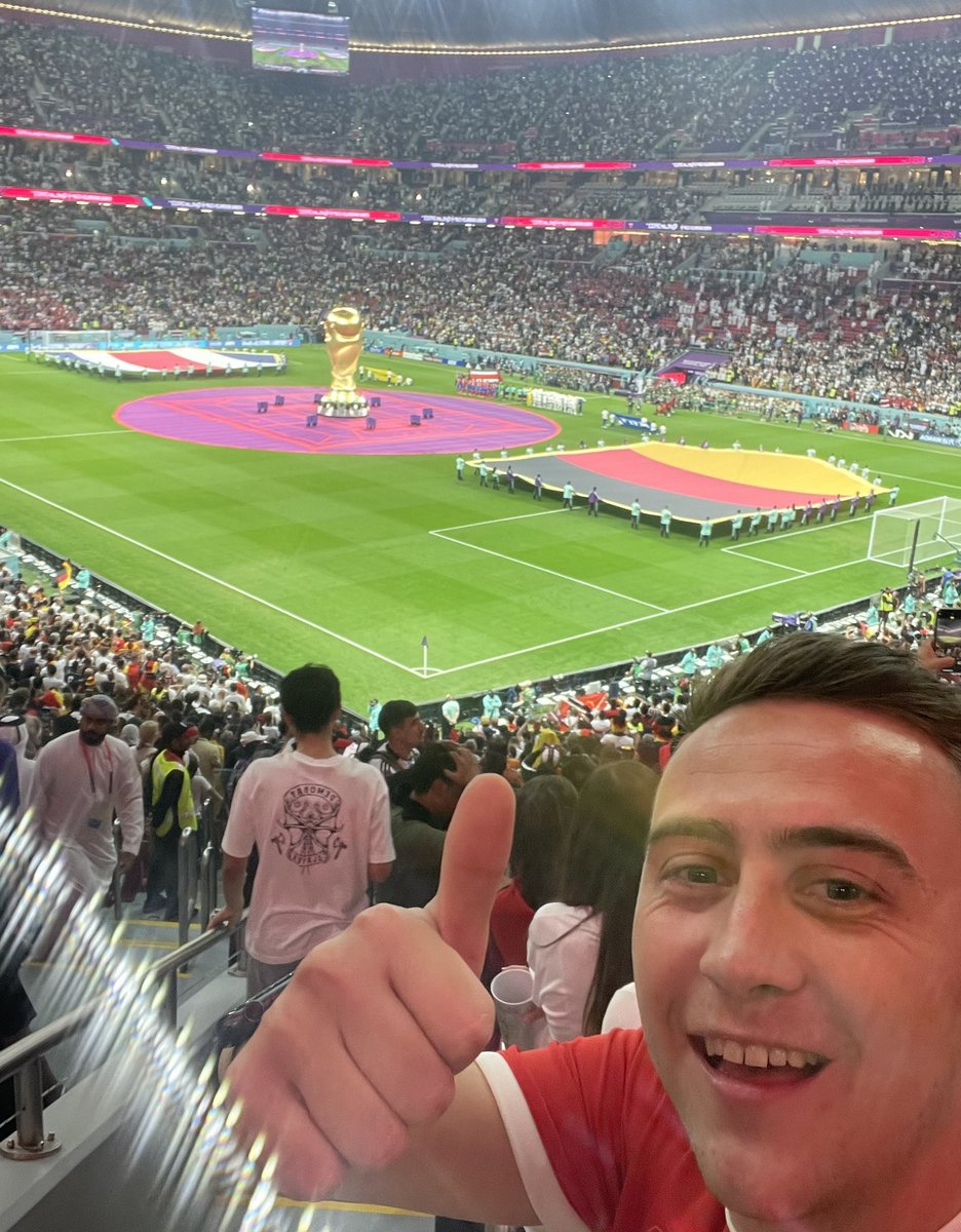 Sam98Bach's tweet photo. Gem rhif 10 o’r Cwpan y Byd 🏆 🇩🇪4-2🇨🇷 Class o gem i orffan hi off 👏🏻 8/8 🏟️✅ Buzzing bod eshi i Qatar efo mond 3 ticad i gemau Cymru a di managio cael 7 arall a ymweld a 7 stadiwm anhygoel 🤩 https://t.co/j62DW3k0pp