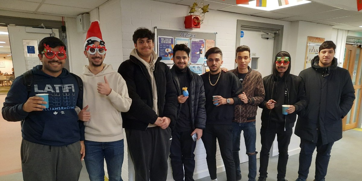 UBICBrighton's tweet photo. The first term has almost come to an end so we celebrated it with a Pot Luck!✨🎉

We had lots of food, played some games and spread a bit of Christmas spirit 🎅

#KaplanLife #MyPathMyWay #Christmas https://t.co/UNLVwaXkVN
