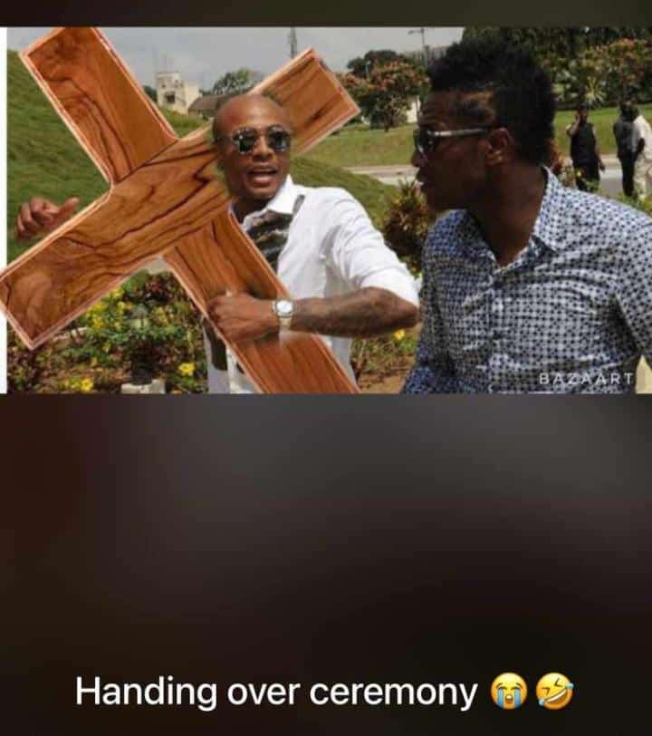 kikiknowells's tweet photo. Handing over paaaa😂😂😂 https://t.co/Bu5ocNKS7d
