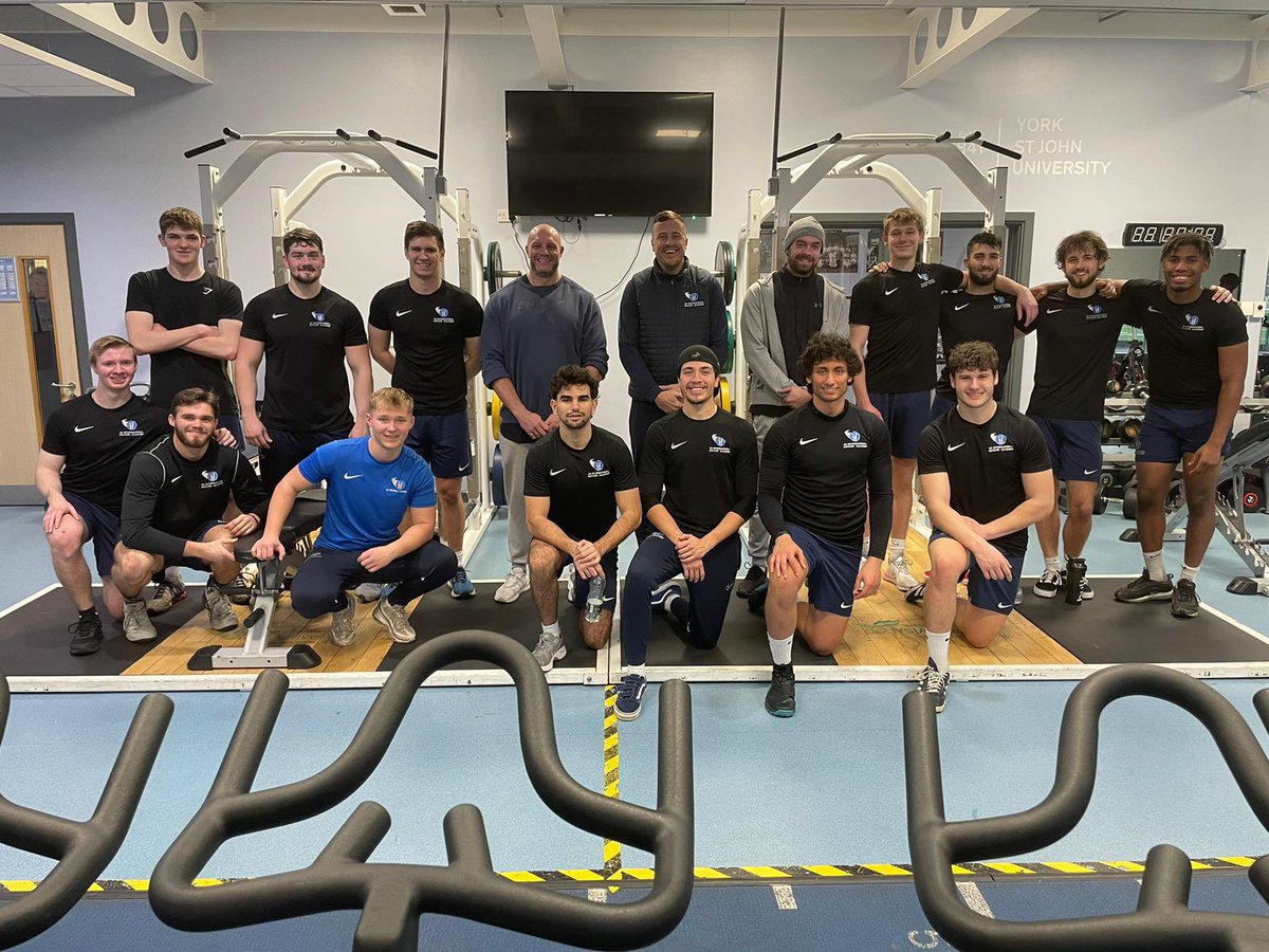 💪 Big thank you to <a href="/StuGarrington/">Stuart Garrington</a> for coming in and putting a gym session on for our York #GKUnion this afternoon

Boy did they feel the burn…🥵

#OneBigFamily