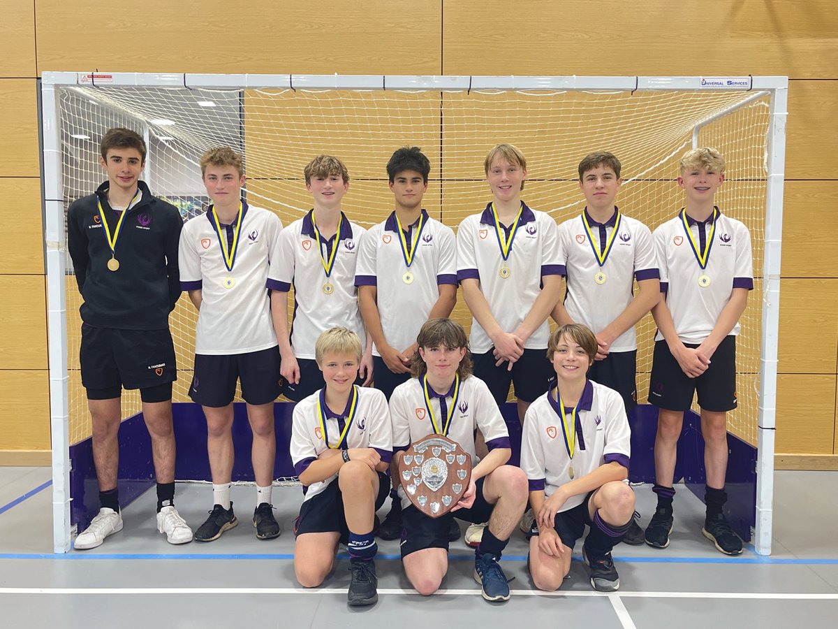 PerseHockey's tweet photo. Congratulations to the U16 Boys who were crowned East Indoor Champions. They will now represent the East at the National Indoor Finals in January. 🏑 🎉 https://t.co/FoPwRwMv6y