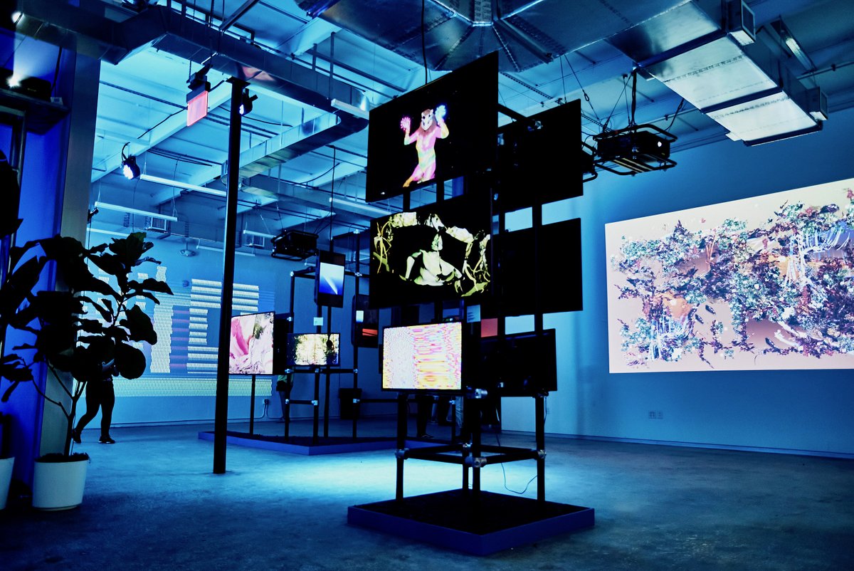 thedinachang's tweet image. Will post snaps from @RefractionDAO Miami Art Week soon, but meanwhile here's a peep at our gorgeous installation designed by @CraigmBarrow, photo by @timothysaccenti ... 👀