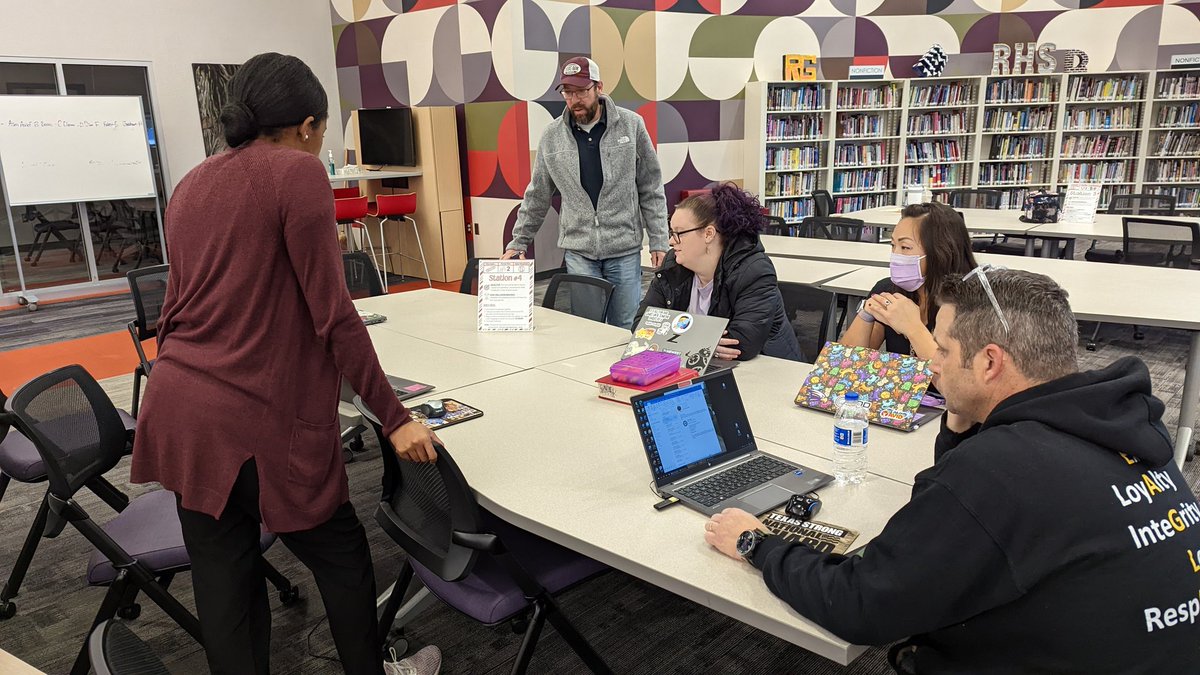 Lauren Hawkins tweet media