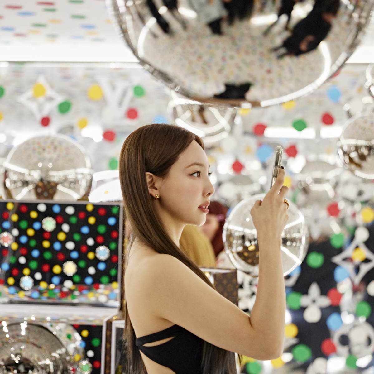 TWICE's Nayeon Shows Off Her Figure In An Unexpected Outfit At Louis  Vuitton X Yayoi Kusama Event In Japan - Koreaboo