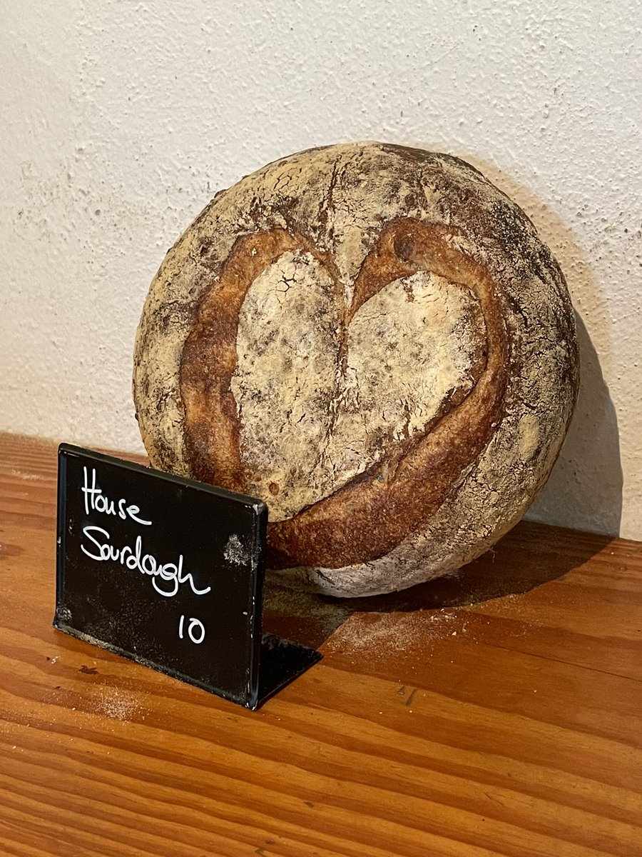 astermarfa's tweet photo. If you are reading this, we love you 🍞❤️ https://t.co/ab4I4aocAj