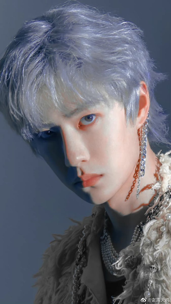 SimoneGMH's tweet image. #WangYibo  Love him 💚 #王一博 🥰