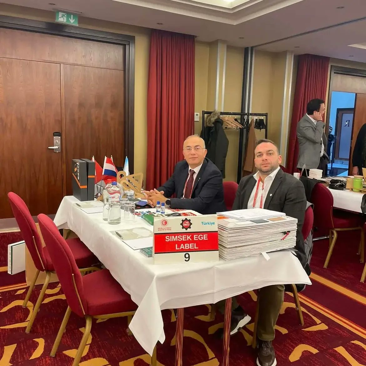 simsekegelabel's tweet photo. İSO 15. Yan Sanayi Komitemiz öncülüğünde KYSD ile işbirliğinde 
Hollanda ve Belçika'ya ticari heyet düzenledik.
Katılımcı tüm firmalara ve İSO Yönetim Kurulu ve çalışanlarına teşekkür ediyorum. https://t.co/RdN8KJ2sYT