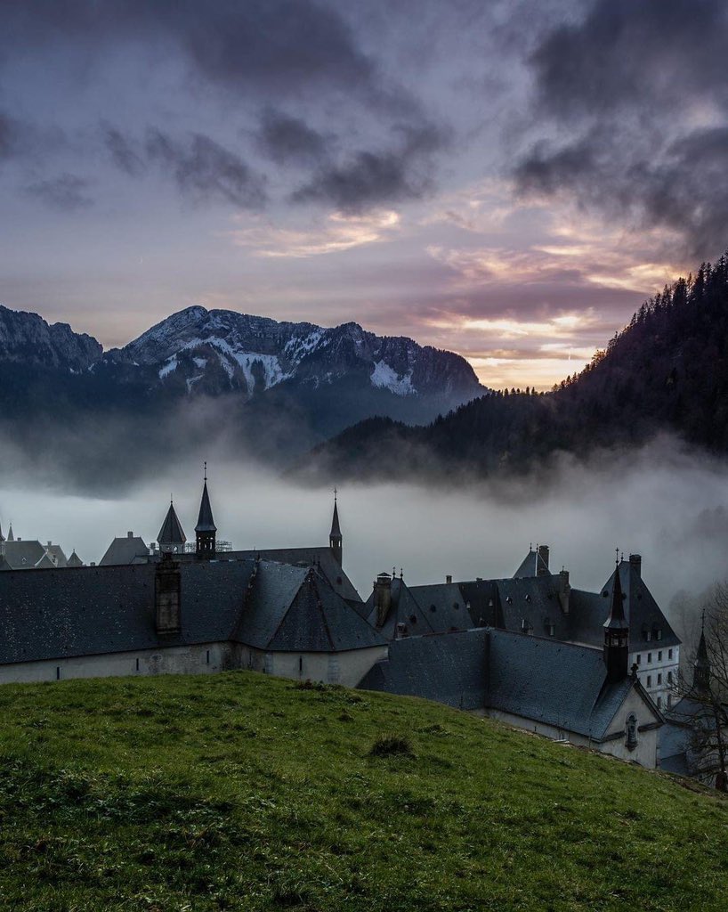 Ambiance mystique au Monastère de la Grande Chartreuse ☁😇