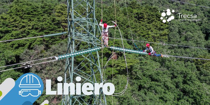 La labor de un liniero es muy importante para la construcción y mantenimiento de las líneas de transmisión, un trabajo que requiere de mucho valor y experiencia en las alturas. 👷⚡ #SomosTrecsa