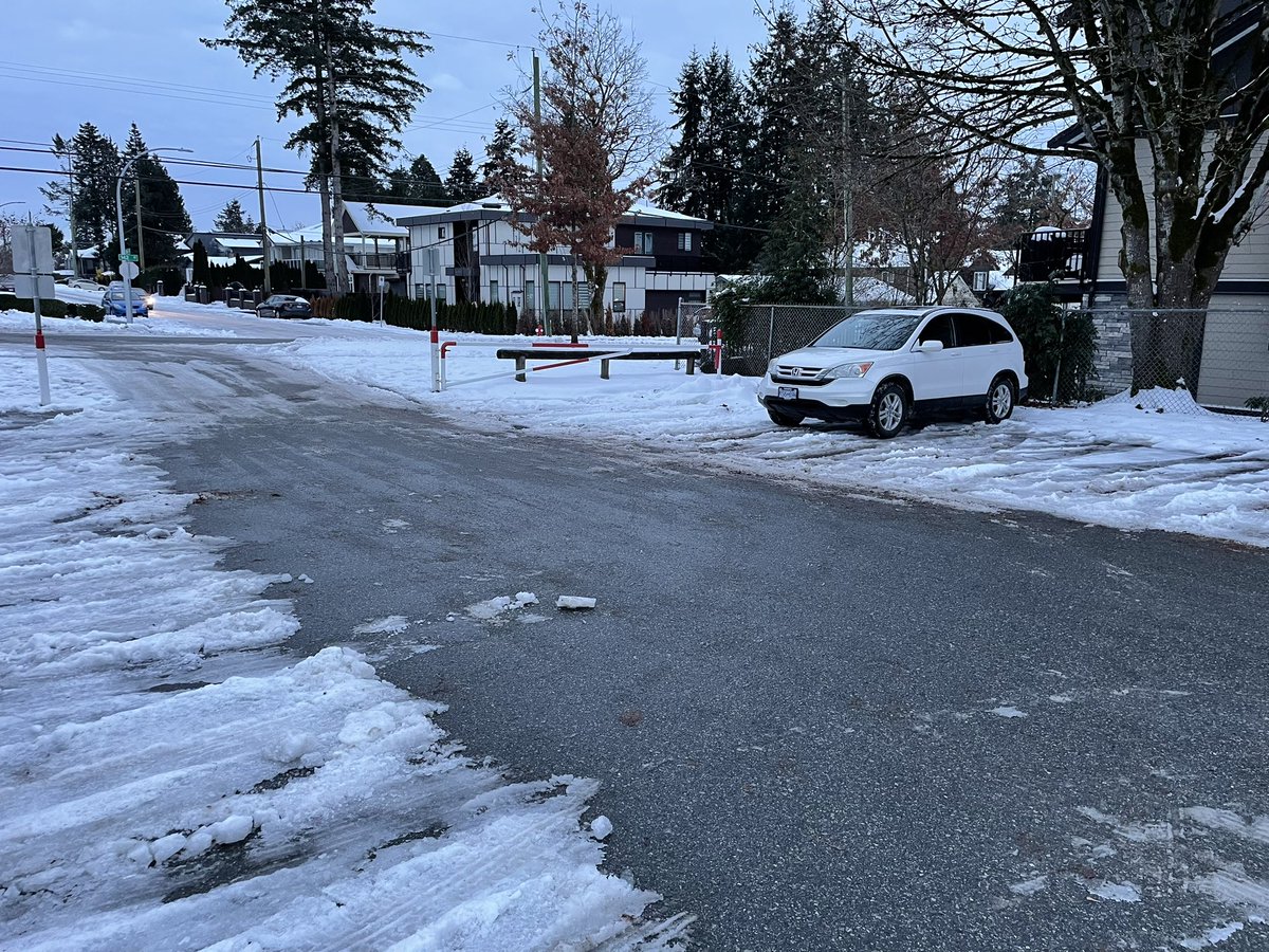 JPulvers's tweet photo. @m_pearmain @Surrey_Schools 7:45 am on Friday and the parking lot is still not cleared and super slippery https://t.co/9EbNrCC5i3