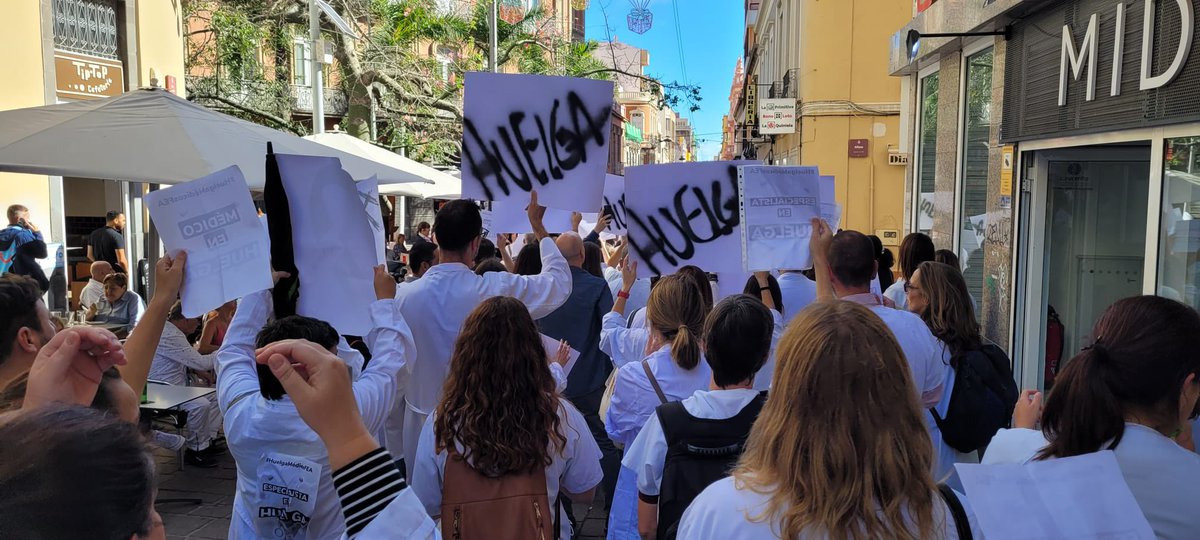 CONFLUENCIA Médicos Hospitales CANARIAS tweet media