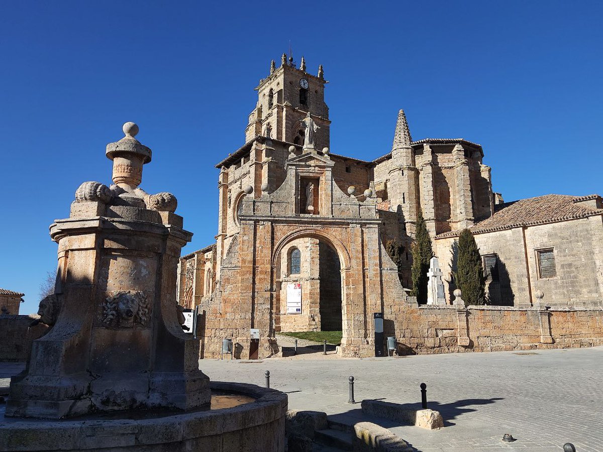 Businirmaslejos's tweet photo. SASAMÓN
Esta antigua población celtibérica acabó siendo conquistada por los romanos y el propio emperador Augusto la eligió como campamento en las #GuerrasCántabras. Destaca la iglesia gótica de Sta Mª la Real, que fue sede episcopal y que por sus dimensiones semeja una catedral https://t.co/cM6kGc5hVd