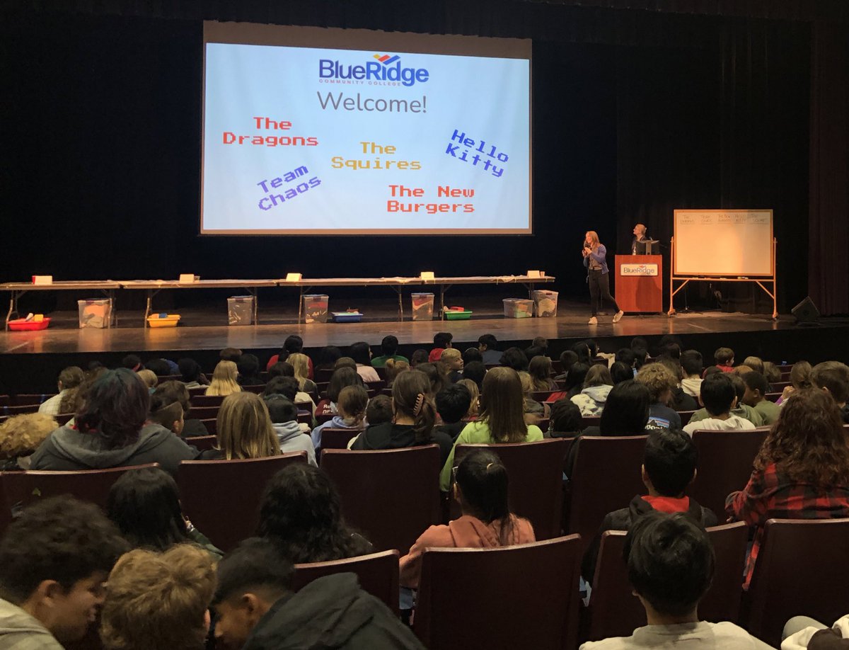 A fun day was had by Apple Valley Middle Schools 7th grade students touring <a href="/BlueRidgeCC/">Blue Ridge Community College</a> and learning about program areas. <a href="/HCPSNC/">Henderson County Public Schools</a> <a href="/avmsKnights/">Apple Valley Middle</a>