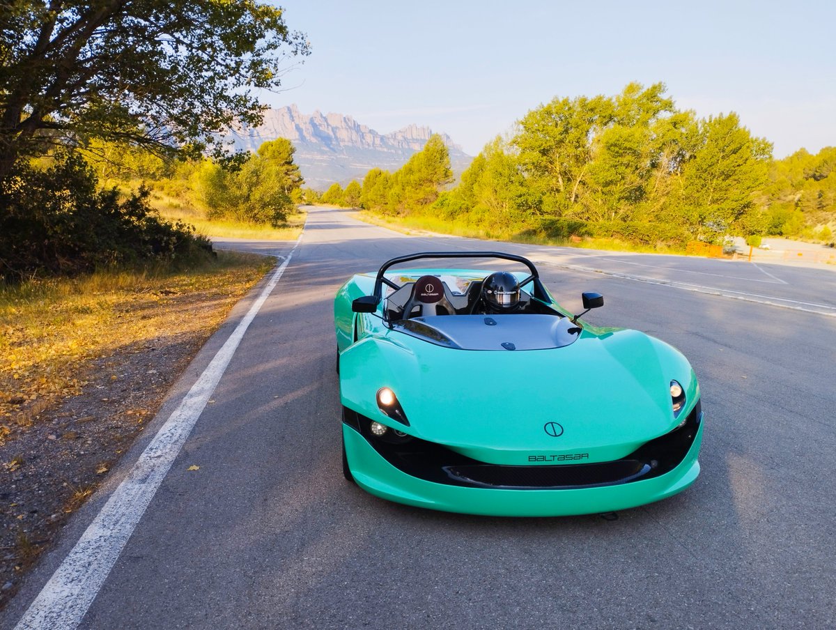 baltasarcars's tweet photo. #Car #Driving #LuxuryCars #carswithoutlimits #InstaCars #CarInstagram #SportsCar #CarLife #BestCars https://t.co/pPAZ5bndkD