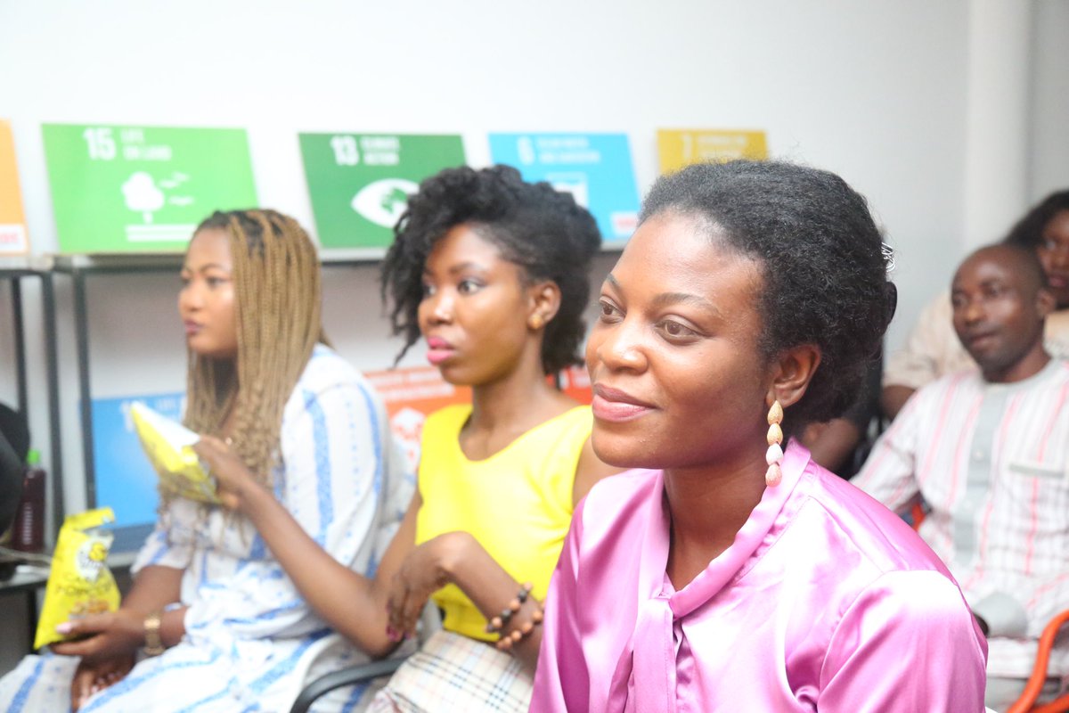 SustyVibes's tweet photo. #FlashBackFriday

Last week, we had an awesome time screening Netflix’s Don't look Up followed by a post-COP27 panel session.

Where would you like us to screen Don’t Look Up next? 👀

#SVCOP27 #SustyVibesAbuja #SustyVibes #COP27 https://t.co/ZDY0gegfQa