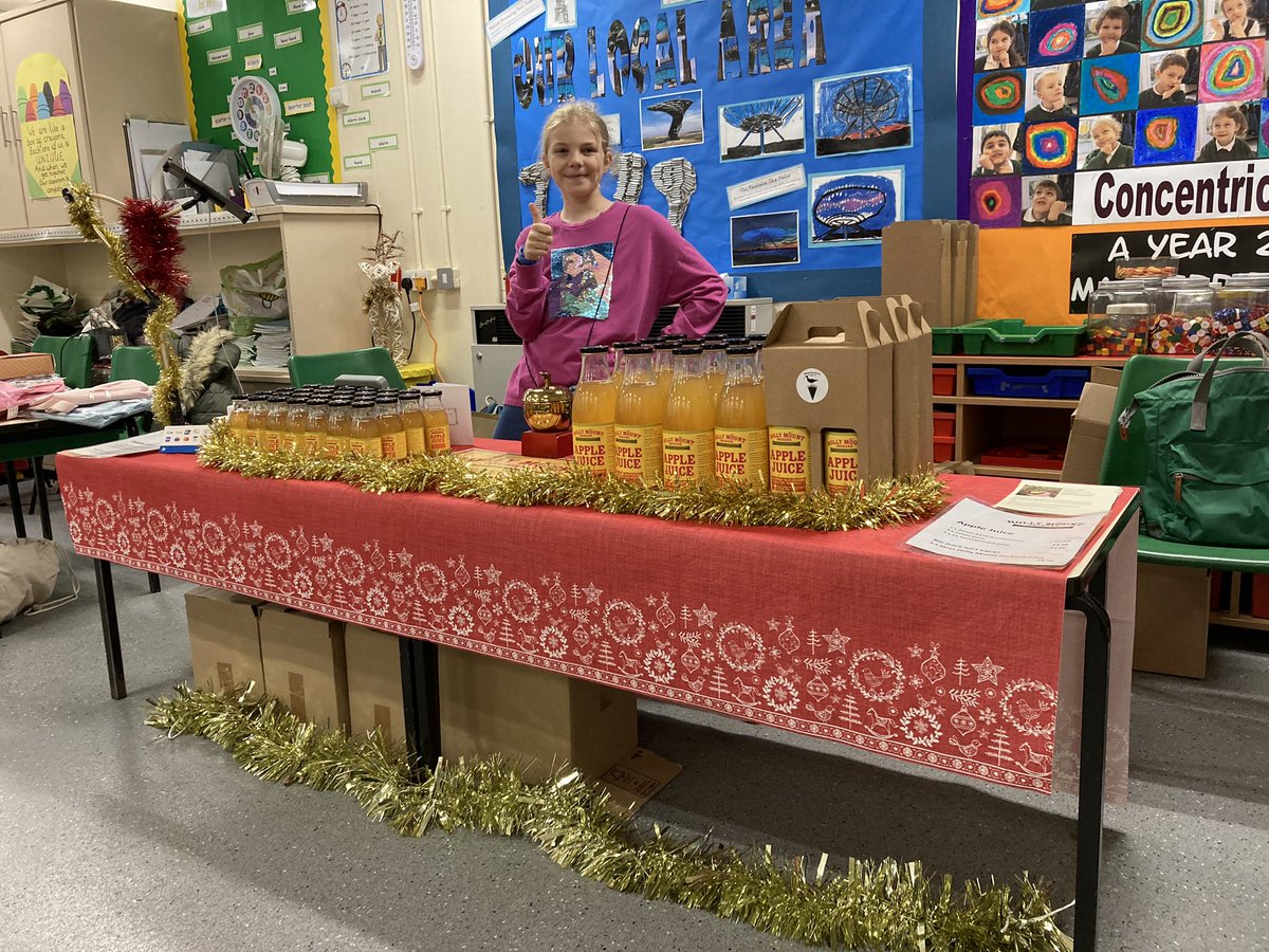 Friday night at the eldest’s Christmas fair - <a href="/HMount_Orchard/">Holly Mount Orchard</a> apple juice stall ready to go!
