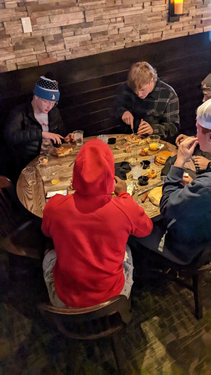 Thank You to <a href="/MalonesMN/">Malone's Bar & Grill</a> for fueling up the team this morning!