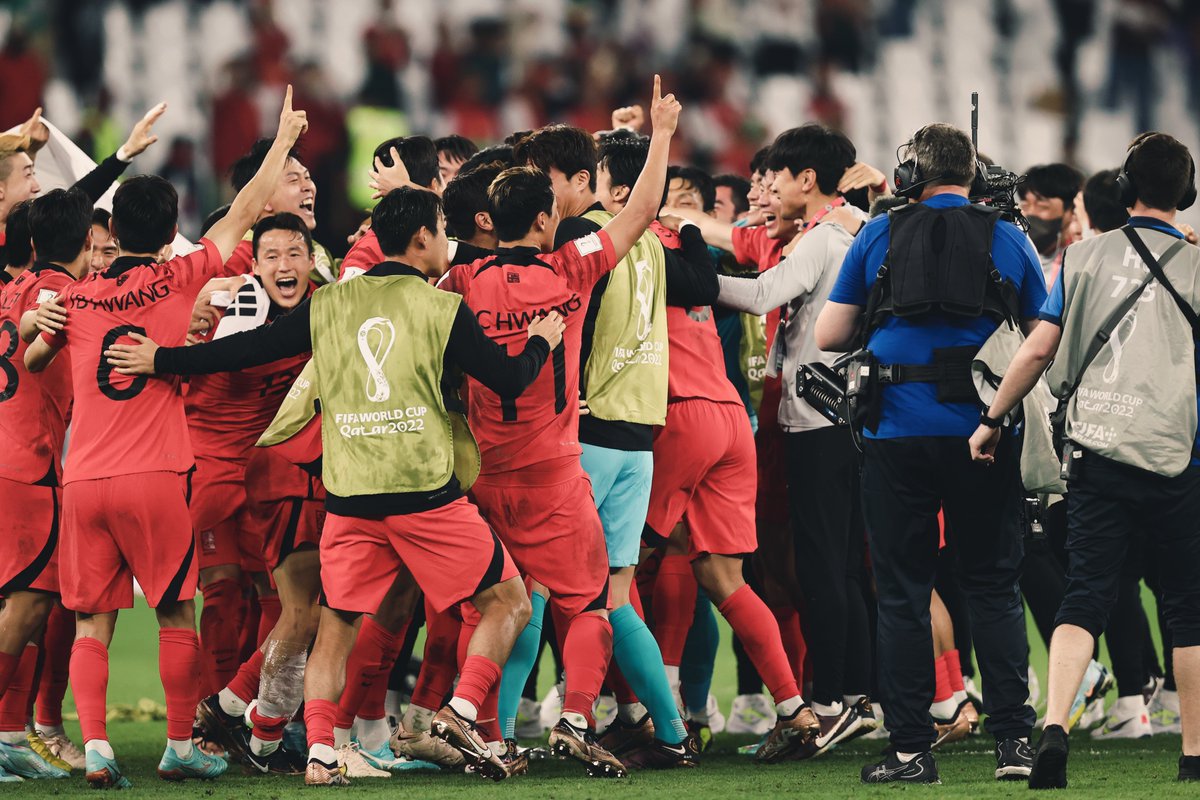 Wolves's tweet photo. Scenes.

🇰🇷🙌 https://t.co/4ip8YQMHwE