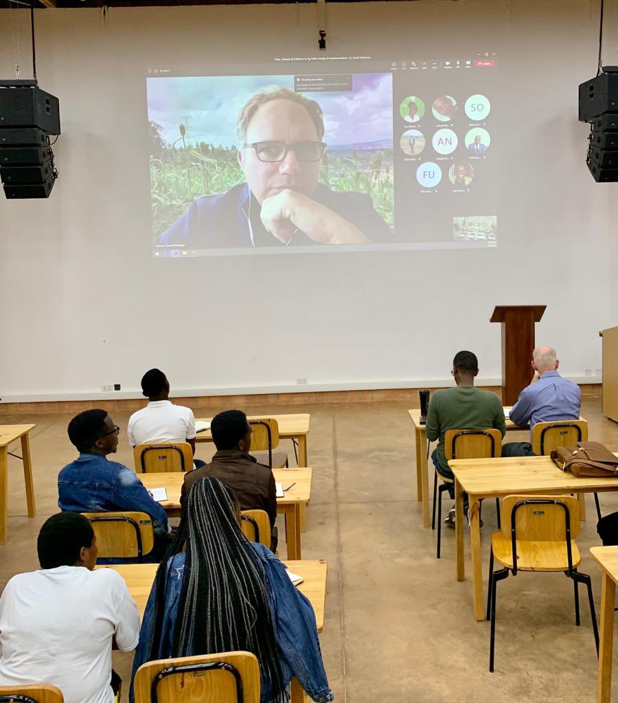 RICA_Rwanda's tweet photo. Dr. David Spielman, International Food Policy Research Institute’s Senior Research Fellow, enlightened students and staff about data used in agricultural policy design and implementation using Rwanda as a case study. @Rwanda_Edu @RwandaAgri @CGIAR @IFPRI https://t.co/EpzjnNLXV8