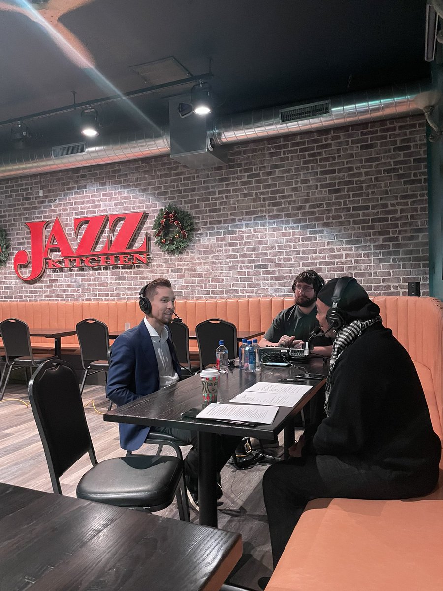 PianoAwards's tweet photo. We are live on @WICRonline for the next two hours from @TheJazzKitchen. 

https://t.co/Cabr2wgNB7 https://t.co/2exgK9mCpI
