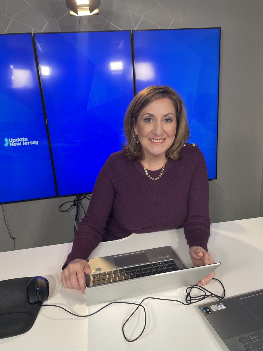 monicaguynews1's tweet photo. Hanging in my update New Jersey βhomeβ #MeTV #WJLP https://t.co/MvVKkmUEBV