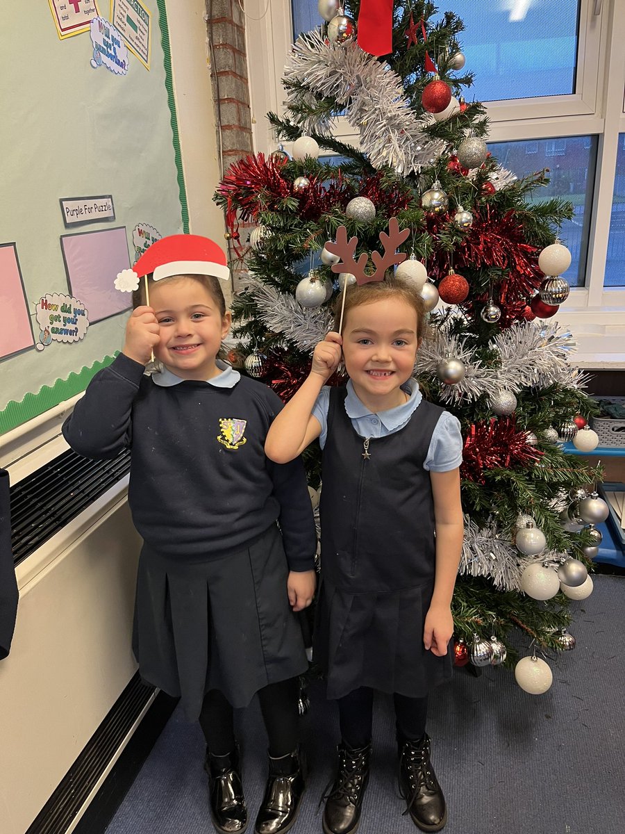 StJosephsWDC's tweet photo. P2 had lots of fun at their Christmas themed play stations today 🎄#learningthroughplay https://t.co/RoLvBe72Gt