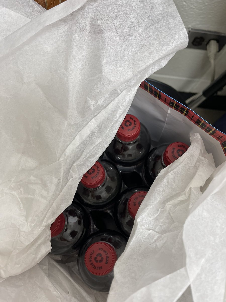 Mrs. Meza tweet media