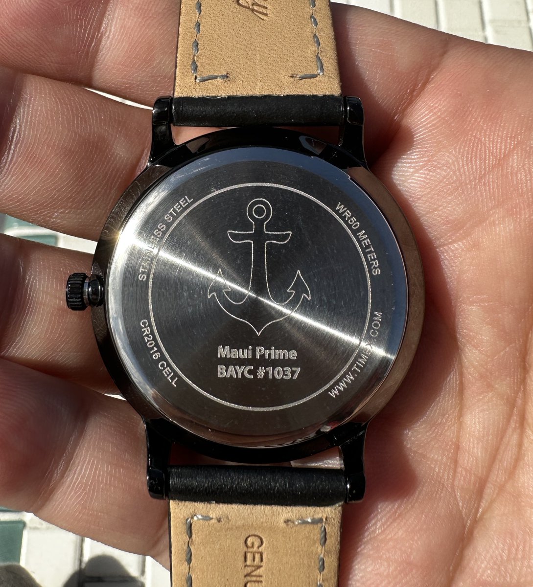 Watch out! It's Maui Primetime. Thank you <a href="/timex/">Timex</a> <a href="/daz3d/">Daz 3D</a> for this sample with my ape. #timexgoesape