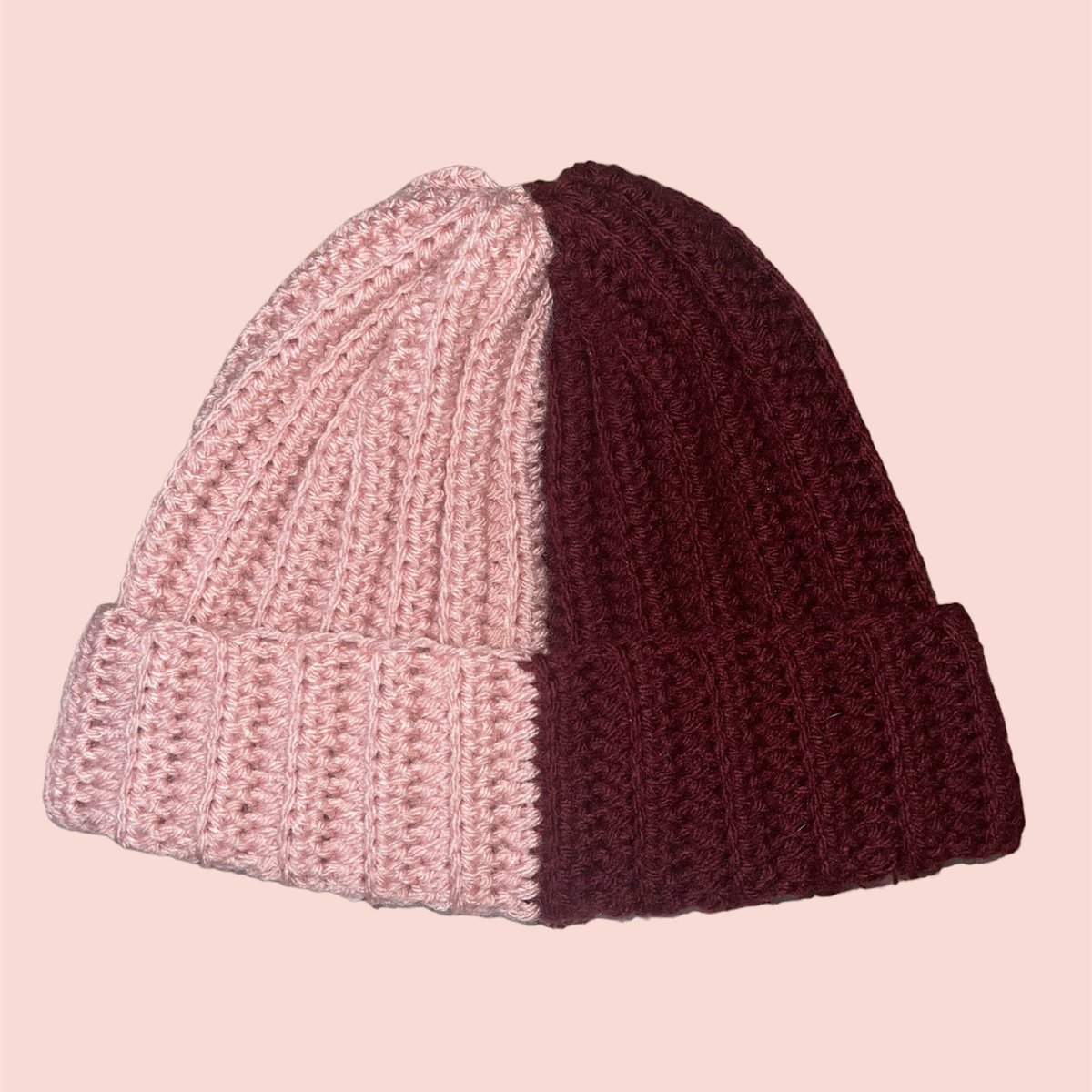 sensitives_shop's tweet photo. Hello All! Since Winter is upon us, i now have beanies available for purchase! i have the 3 split available for purchase now &amp; i can do solid colors too or any split color of your choice. DM me if interested! Check out my IG: https://t.co/e1PWFiidYq https://t.co/mb0ihQ6ejr