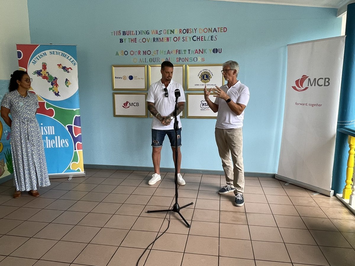 HillF1's tweet photo. Special day today at the Autism Learning Centre Mahe' Seychelles with @officialkeith Met with parents doing whatever they can for their children and helping each other 👏🏻 All part of the service @euLegendsTour #autism #f1 #boyzlife #halowproject #golf #csgf #seychelles https://t.co/3kYASWKVWQ